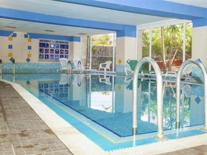 Apartamentos Gema Aguamarina Golf San Miguel de Abona 0*,